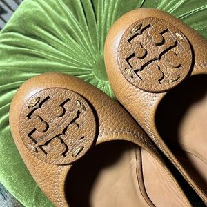 Reva Minnie flats, great condition